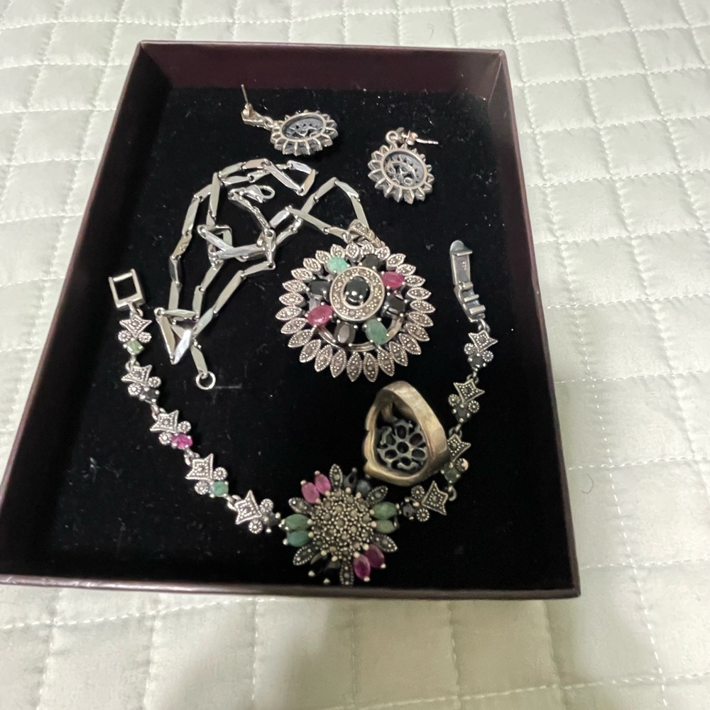 Vintage 925 Jewelry Set - Picture 7 of 16